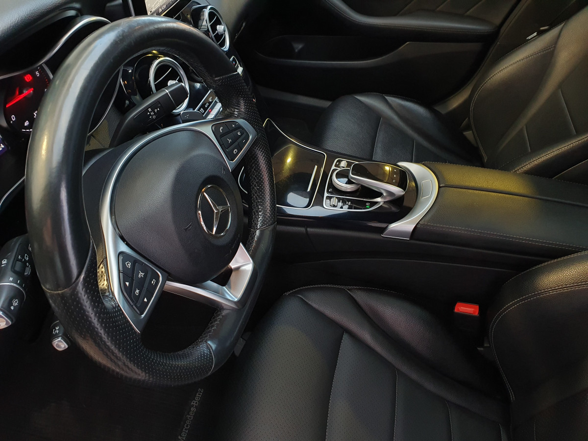 MERCEDES C 220 D STATION AMG LINE AUTO