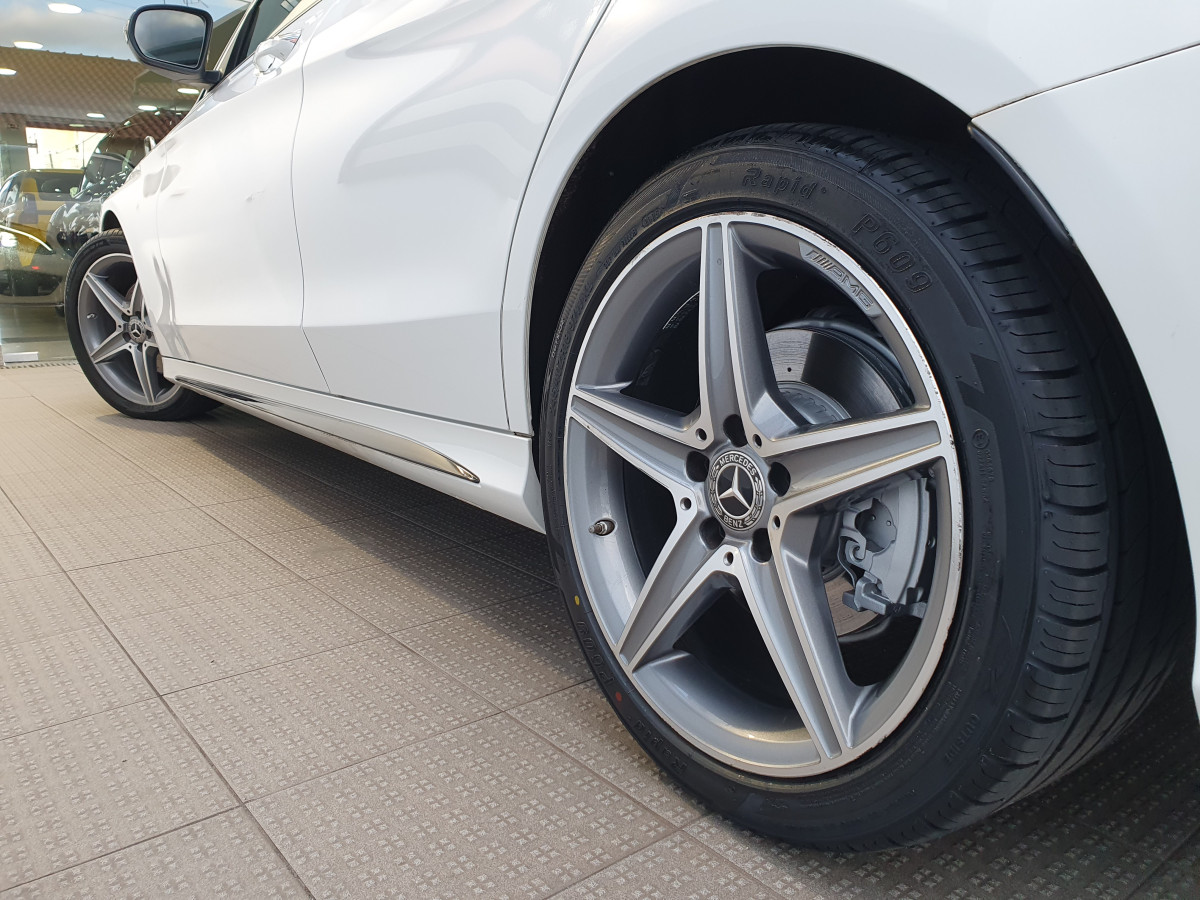 MERCEDES C 220 D STATION AMG LINE AUTO