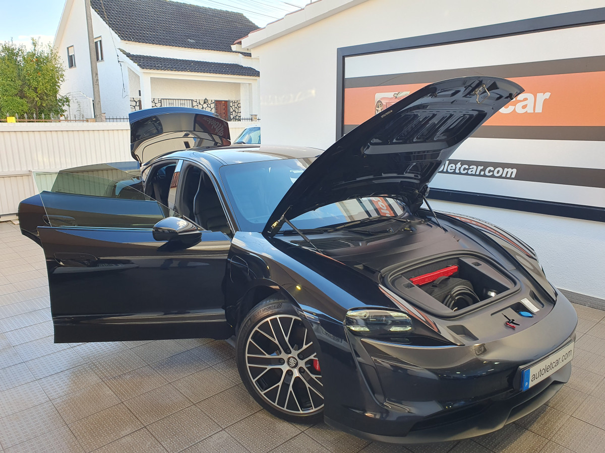 PORSCHE TAYCAN 4 S PLUS PERFORMANCE