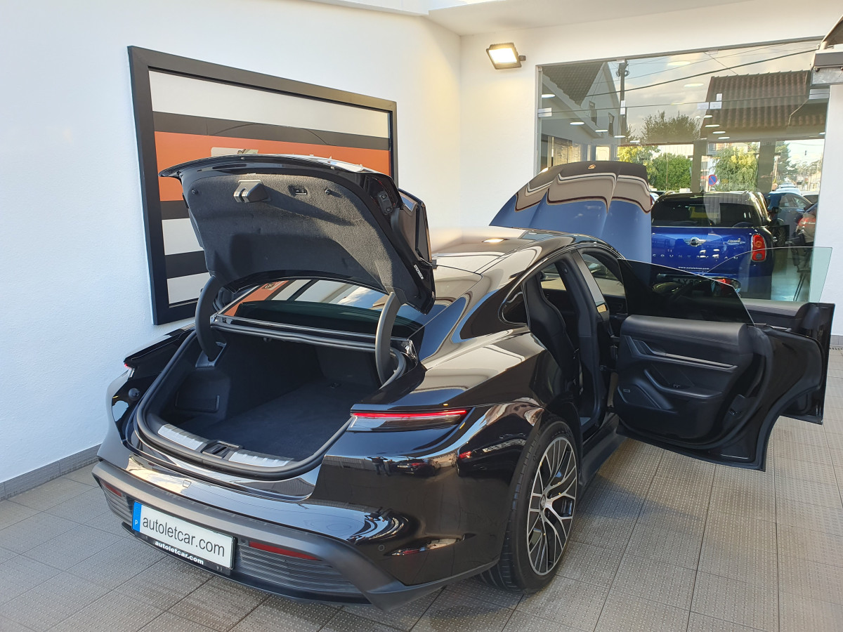 PORSCHE TAYCAN 4 S PLUS PERFORMANCE