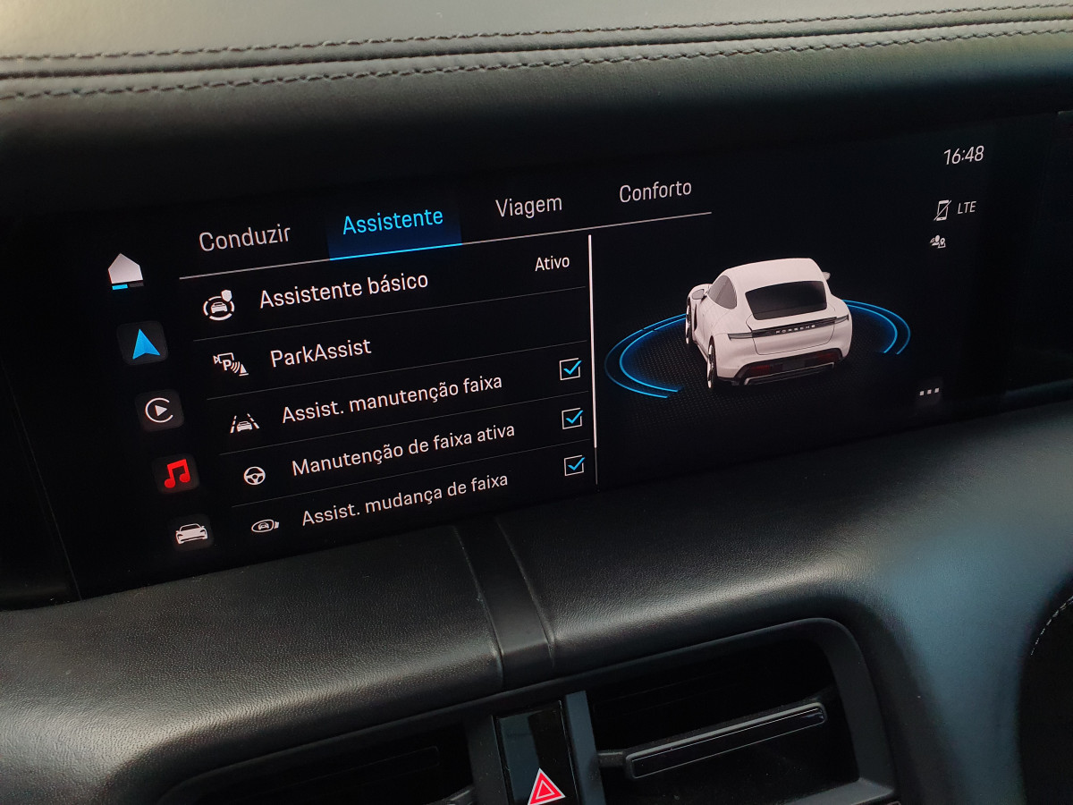 PORSCHE TAYCAN 4 S PLUS PERFORMANCE