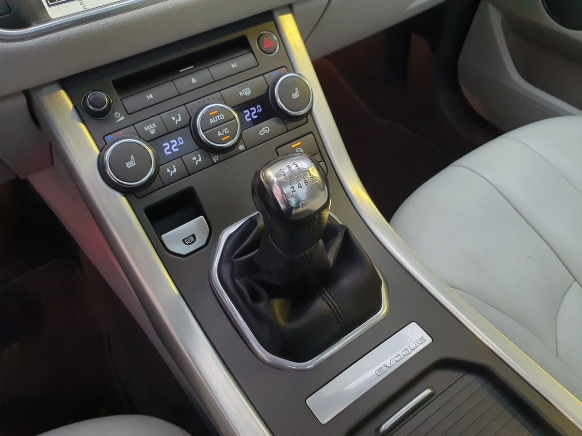 LAND ROVER RANGE ROVER EVOQUE 2.2 ED4 SE DYNAMIC