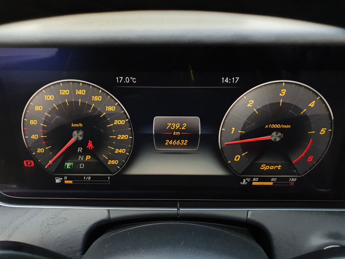 MERCEDES E 350 D AMG DESIGNO AUTO