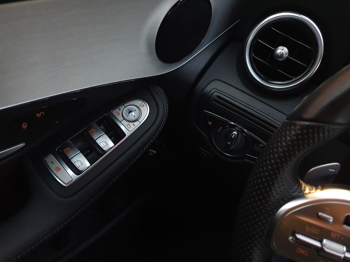 MERCEDES GLC 220 D COUPE 4MATIC AMG AUTO