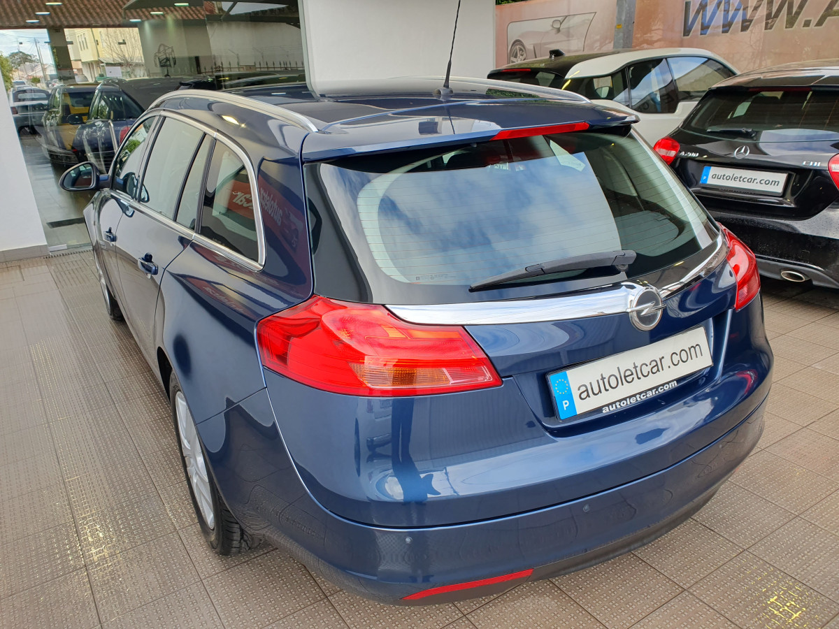 OPEL INSÍGNIA 2.0 CDTI SPORTS TOURER