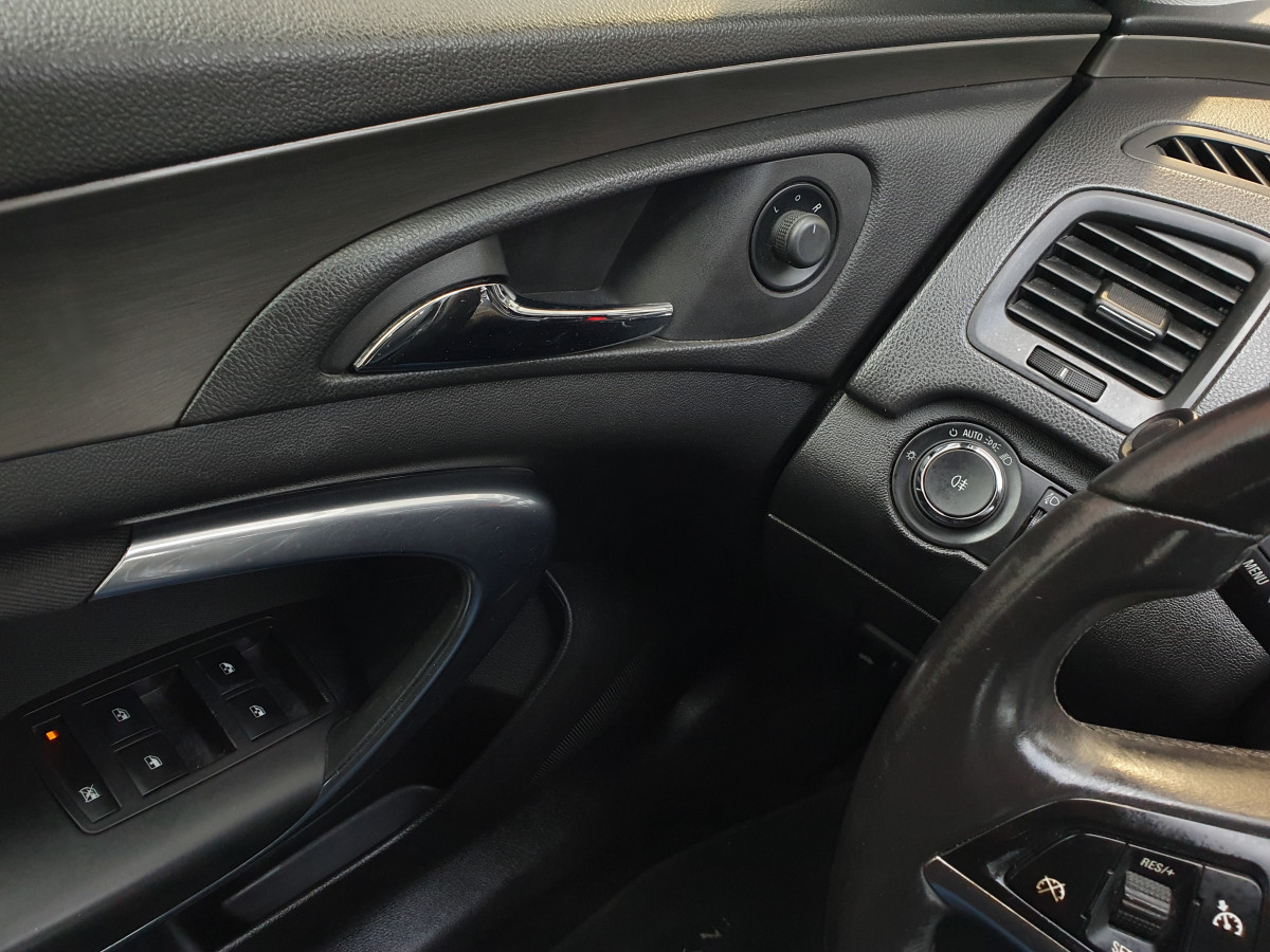 OPEL INSÍGNIA 2.0 CDTI SPORTS TOURER