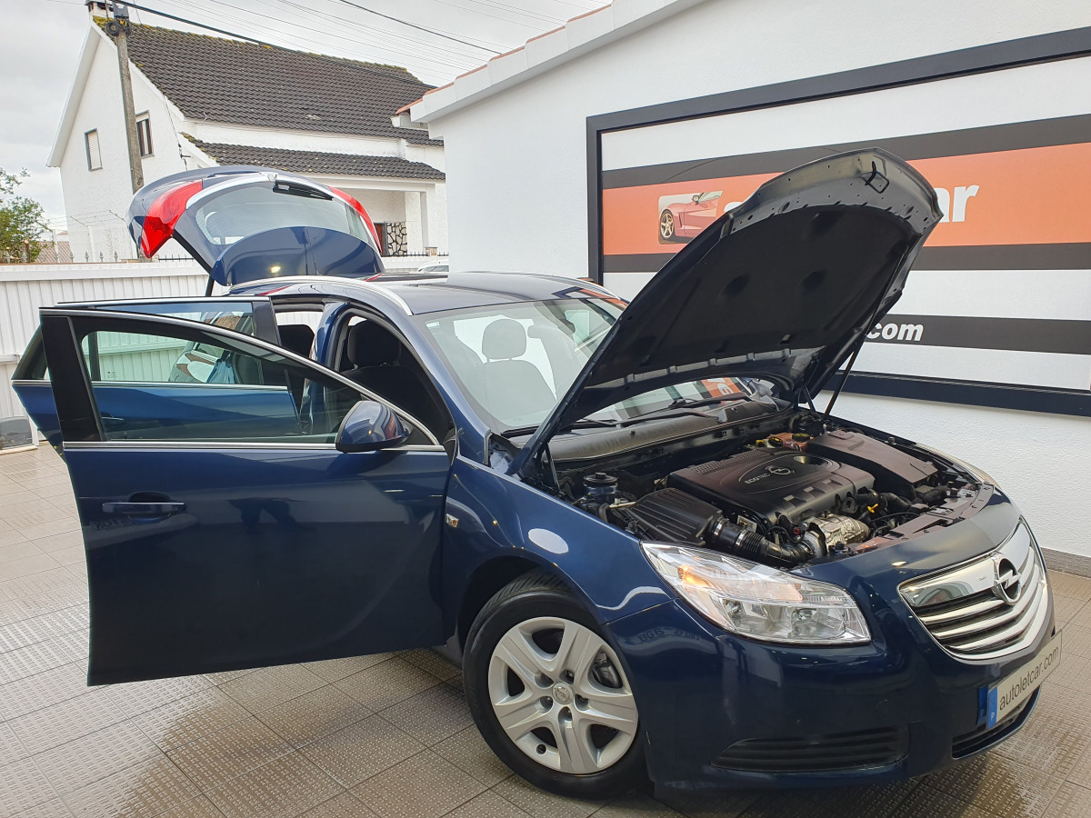 OPEL INSÍGNIA 2.0 CDTI SPORTS TOURER