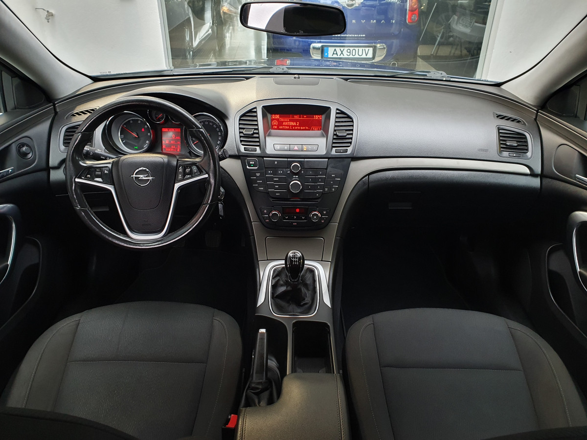 OPEL INSÍGNIA 2.0 CDTI SPORTS TOURER
