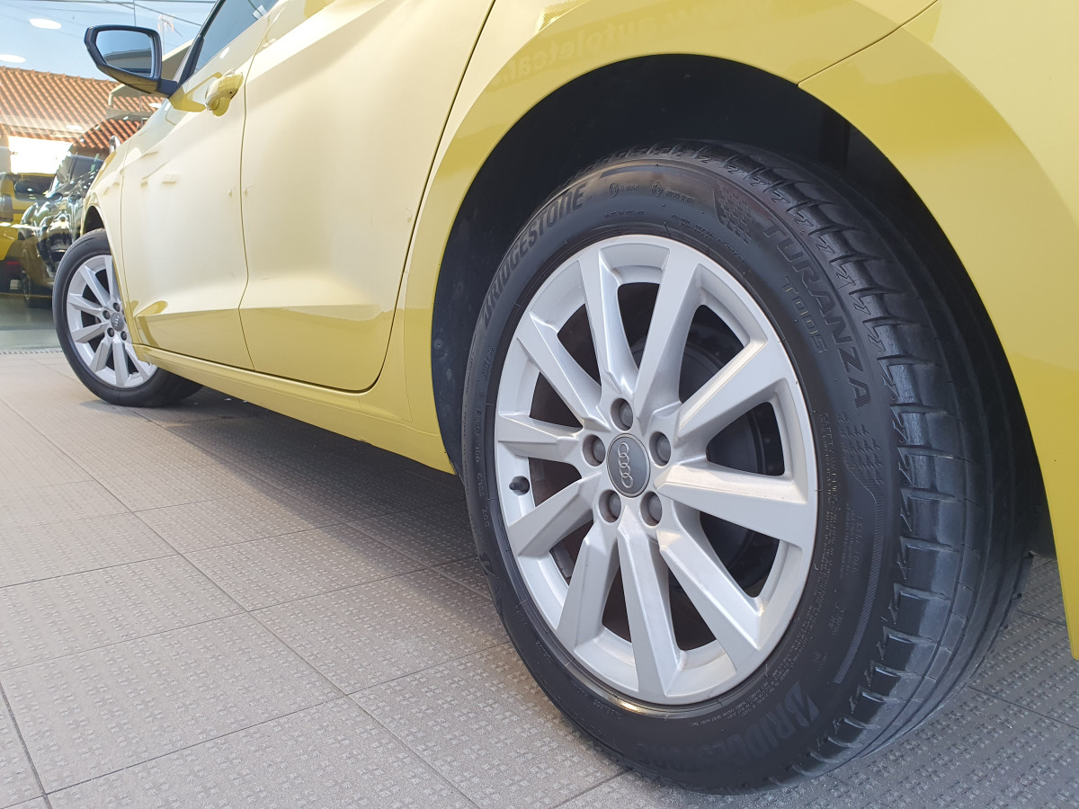 AUDI A1 SPORTBACK 25 TFSI ADVANCED