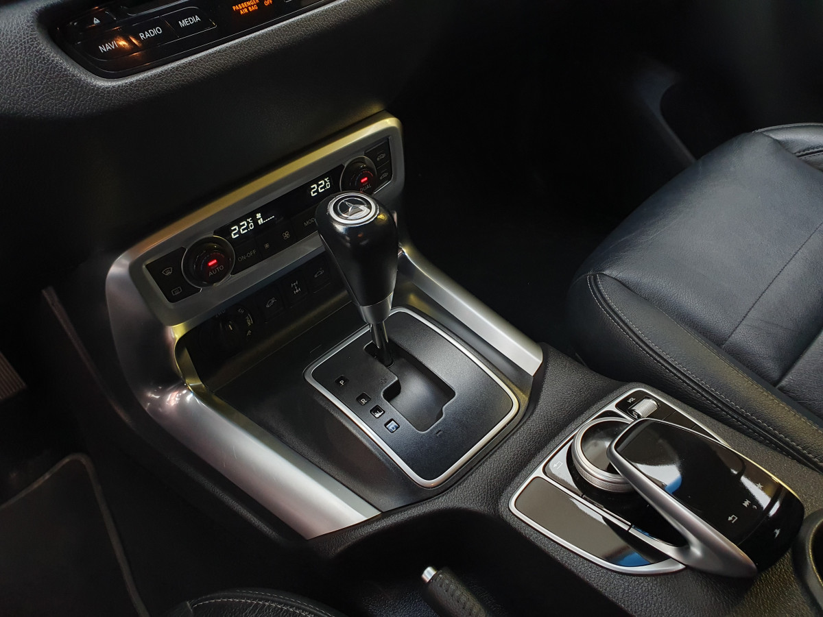 – MERCEDES X 250 D 4MATIC AUTO PURE