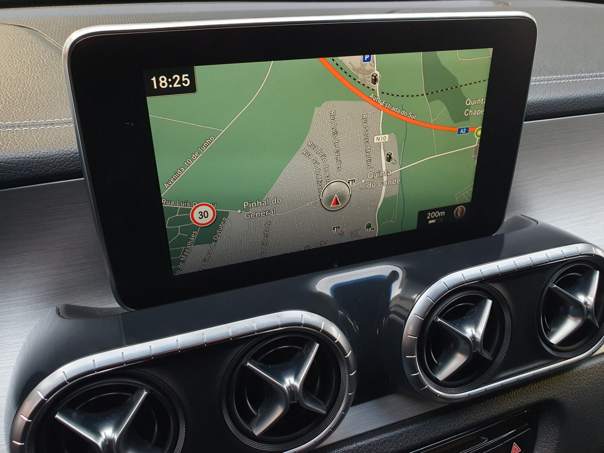 – MERCEDES X 250 D 4MATIC AUTO PURE