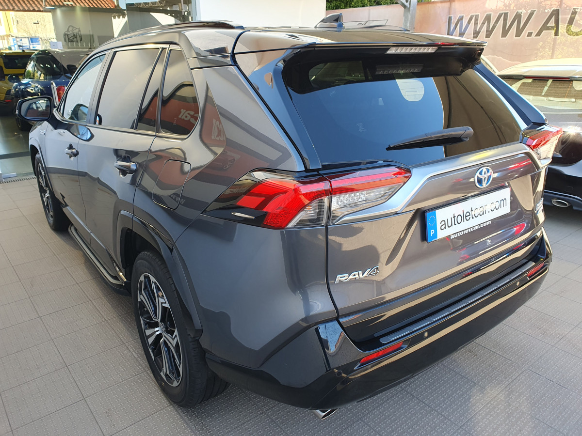 TOYOTA RAV4 2.5 HDF PLUG-IN SQUARE COLLECTION AWD-I LOUNGE PREMIUM