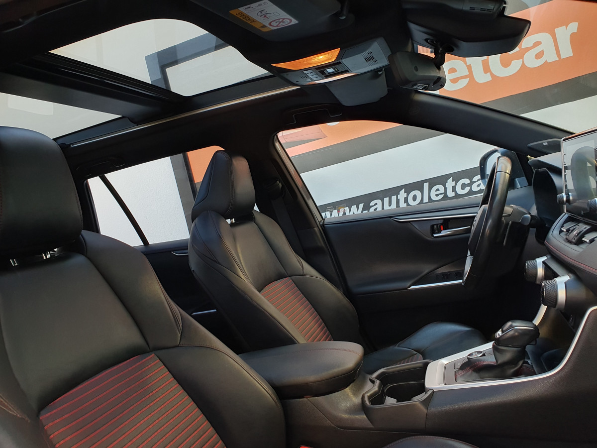 TOYOTA RAV4 2.5 HDF PLUG-IN SQUARE COLLECTION AWD-I LOUNGE PREMIUM