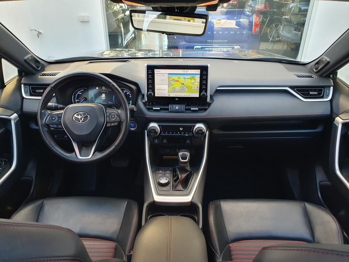 TOYOTA RAV4 2.5 HDF PLUG-IN SQUARE COLLECTION AWD-I LOUNGE PREMIUM