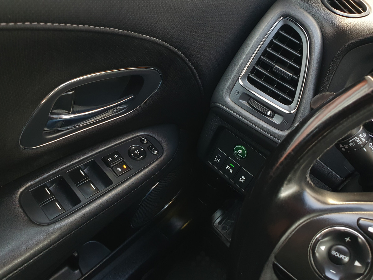 HONDA HR-V 1.6 I-DTEC ELEGANCE