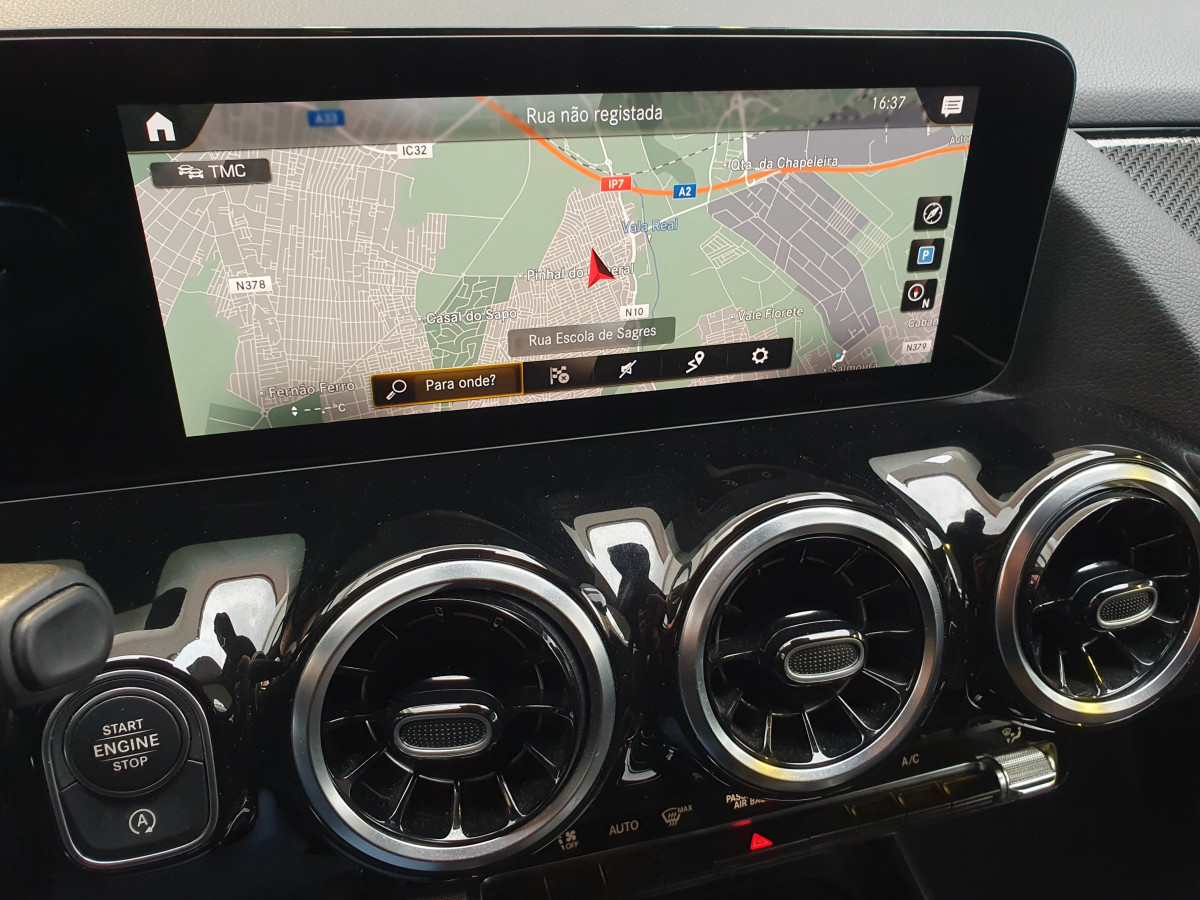 MERCEDES GLA 200 AMG LINE AUTO