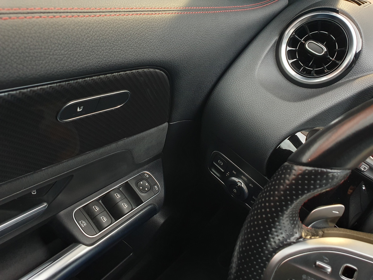 MERCEDES GLA 200 AMG LINE AUTO