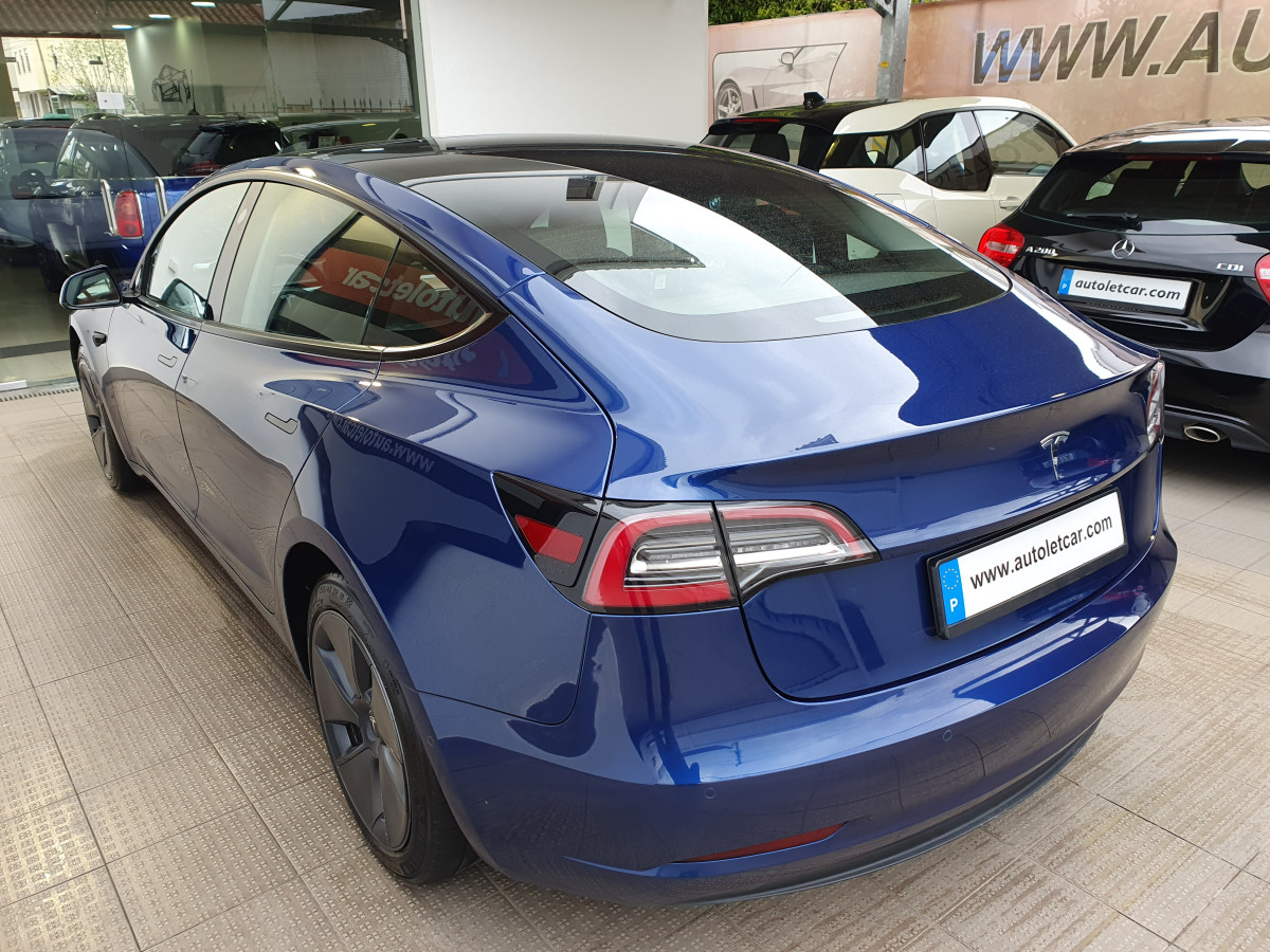 TESLA MODEL 3 STANDARD RANGE PLUS RWD