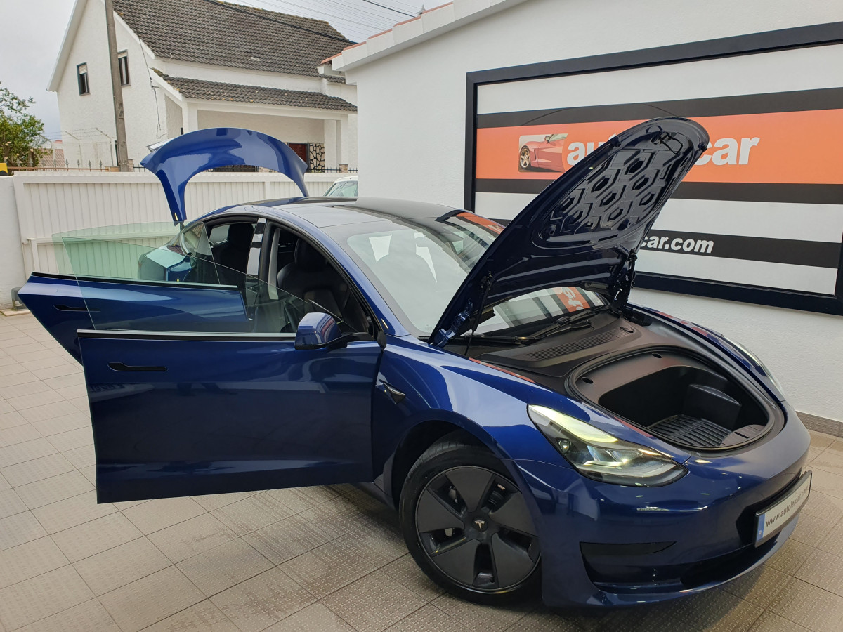 TESLA MODEL 3 STANDARD RANGE PLUS RWD