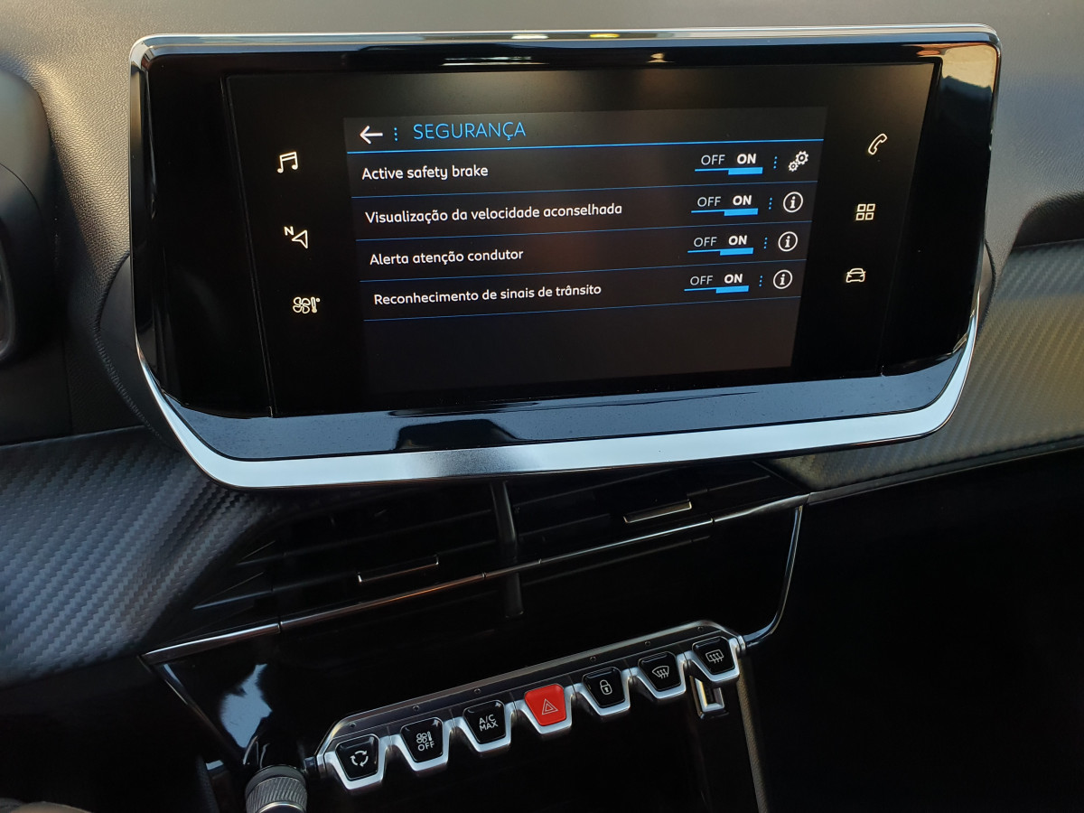 PEUGEOT 2008 1.2 PURETECH ACTIVE PACK