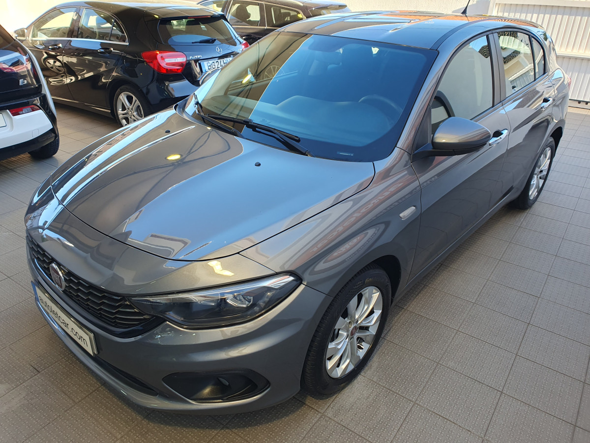 FIAT TIPO 1.4 LOUNGE