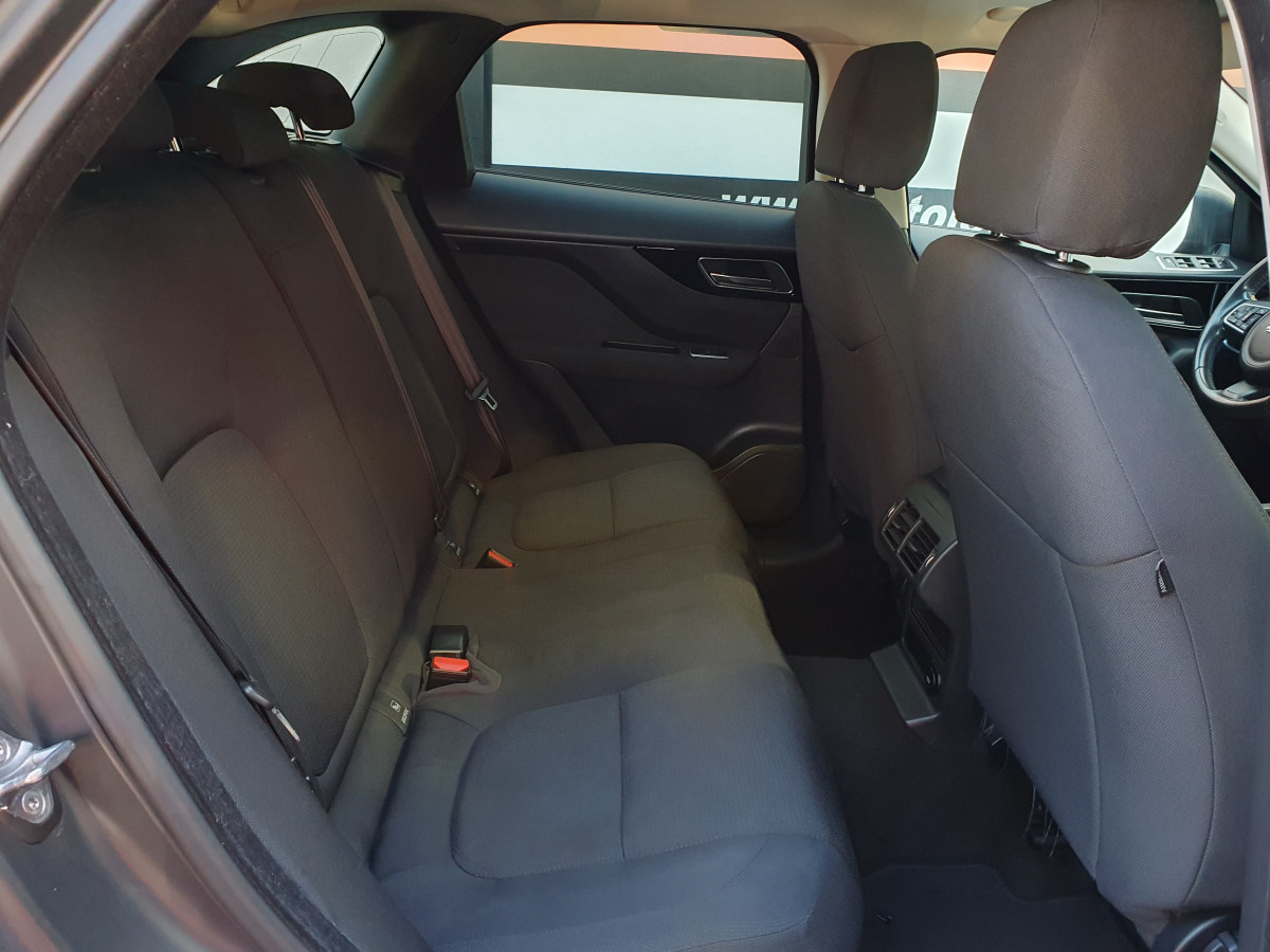 JAGUAR F-PACE 2.0 D PURE AUTO
