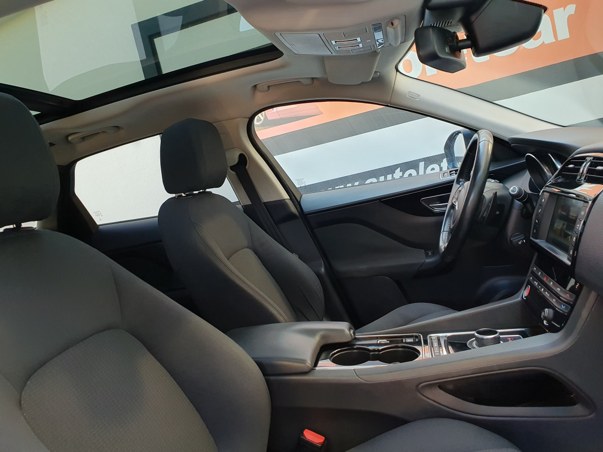 JAGUAR F-PACE 2.0 D PURE AUTO