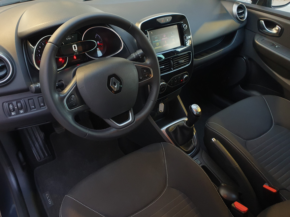 RENAULT CLIO 0.9 TCE LIMITED