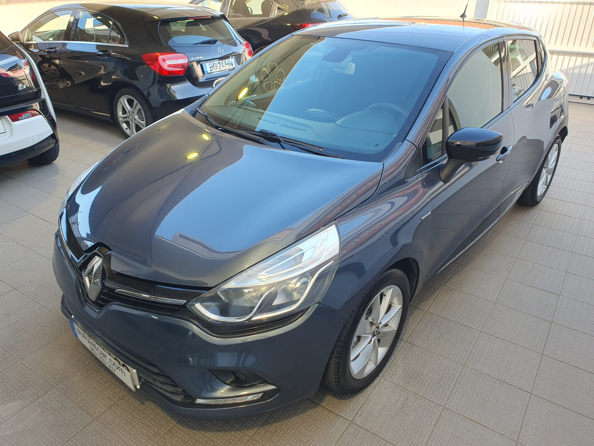RENAULT CLIO 0.9 TCE LIMITED
