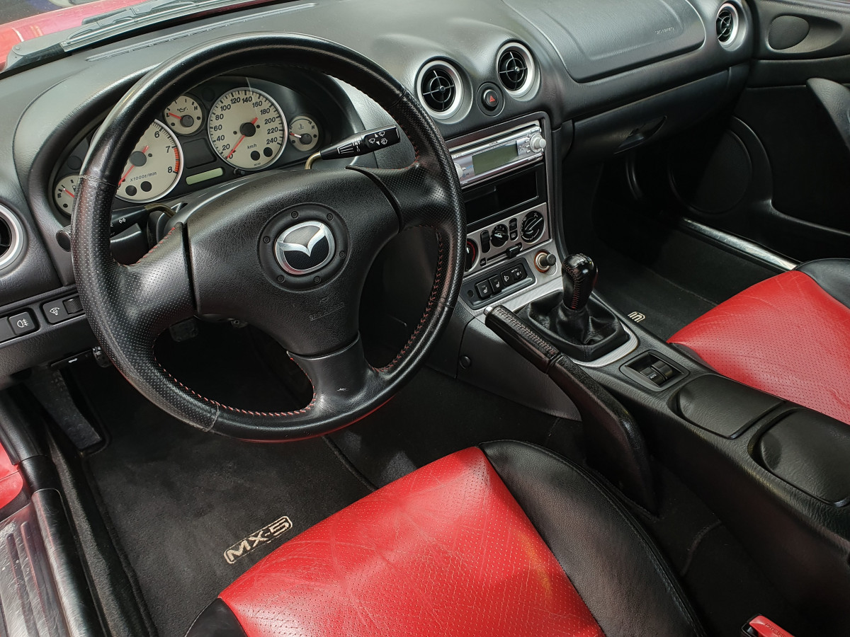 Mazda MX-5 1.6 16V