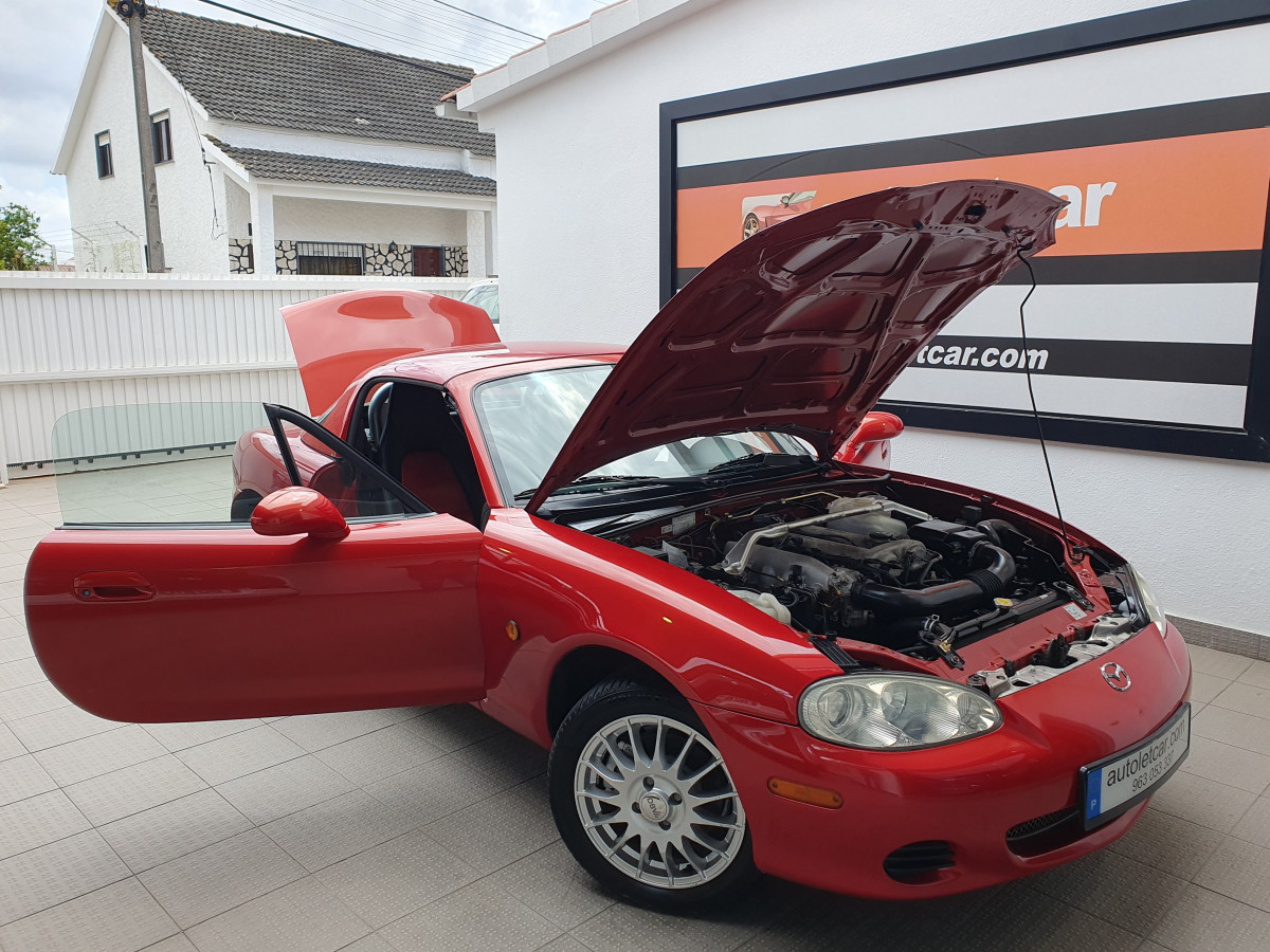 Mazda MX-5 1.6 16V