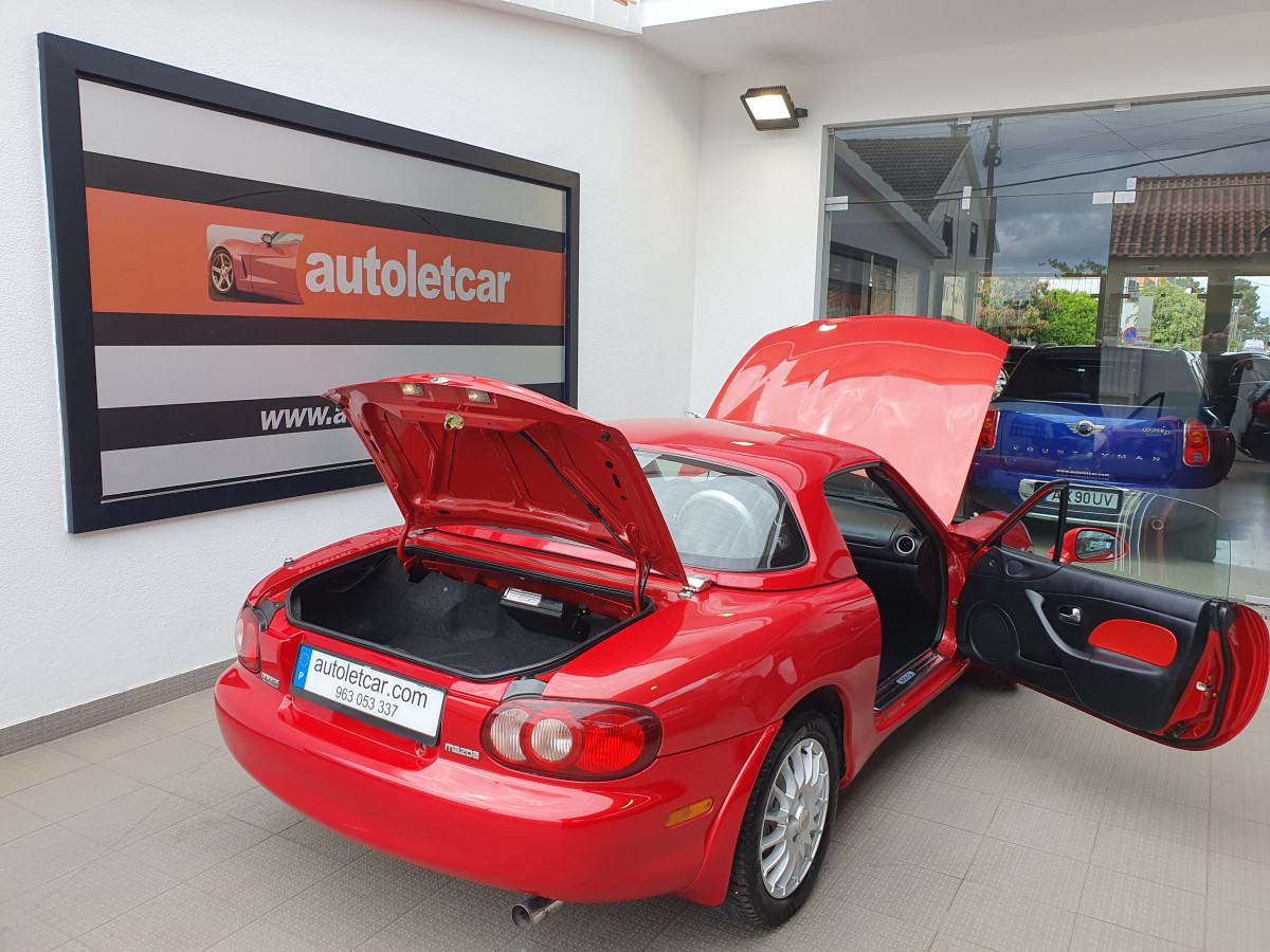 Mazda MX-5 1.6 16V