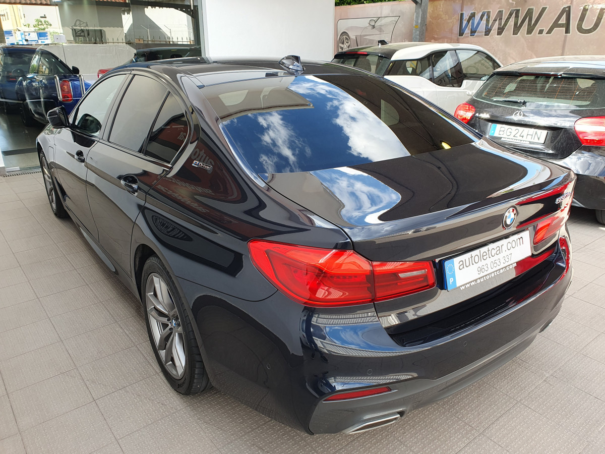 BMW 530 E IPERFOMANCE AUTO SDRIVE PACK M