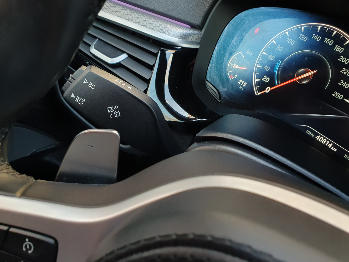BMW 530 E IPERFOMANCE AUTO SDRIVE PACK M