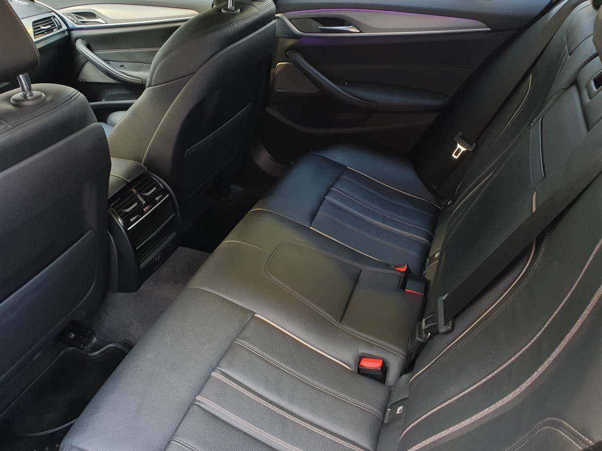 BMW 530 E IPERFOMANCE AUTO SDRIVE PACK M