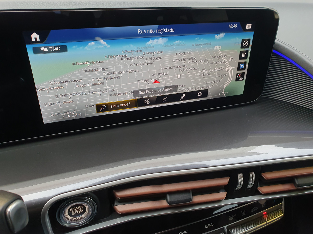 MERCEDES EQC 400 4MATIC AMG LINE