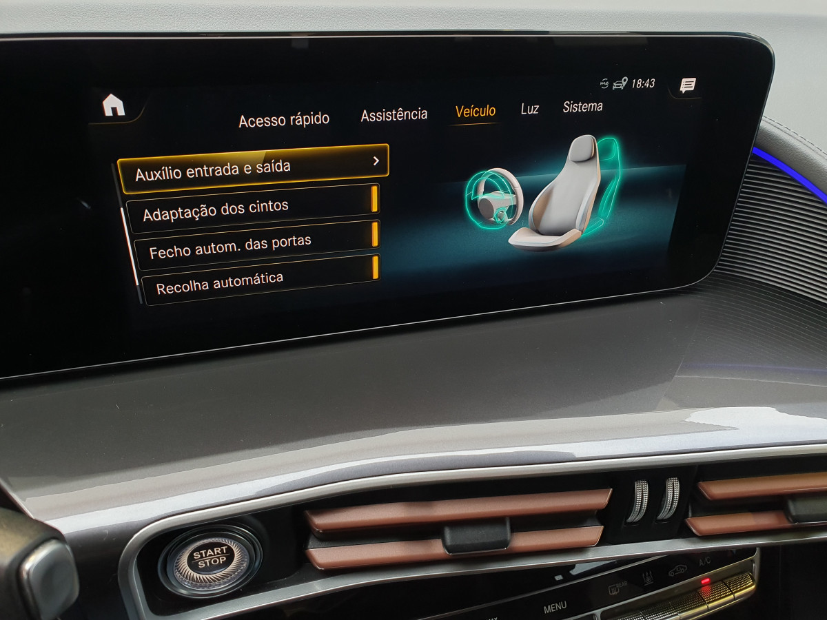 MERCEDES EQC 400 4MATIC AMG LINE