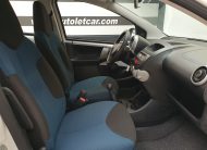 TOYOTA AYGO 1.0 + AC