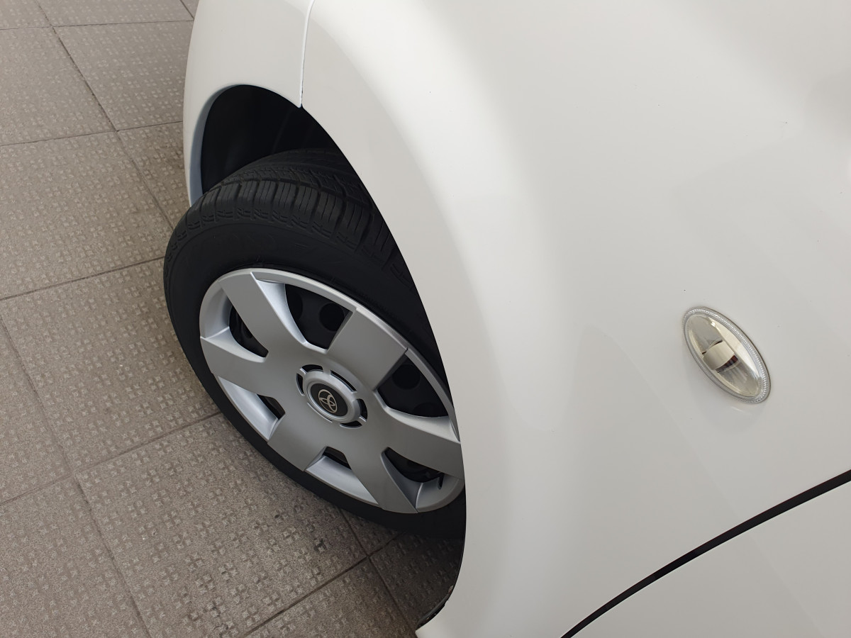 TOYOTA AYGO 1.0 + AC