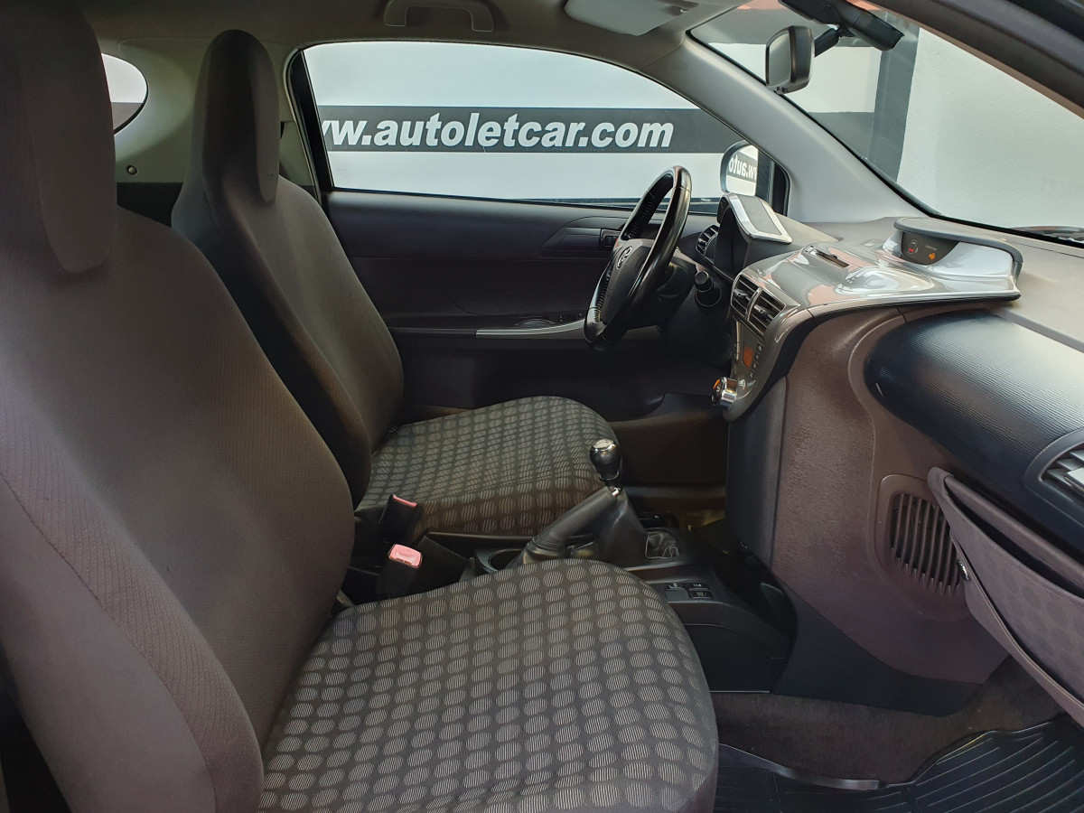 TOYOTA IQ 1.33 VVT-I DUAL