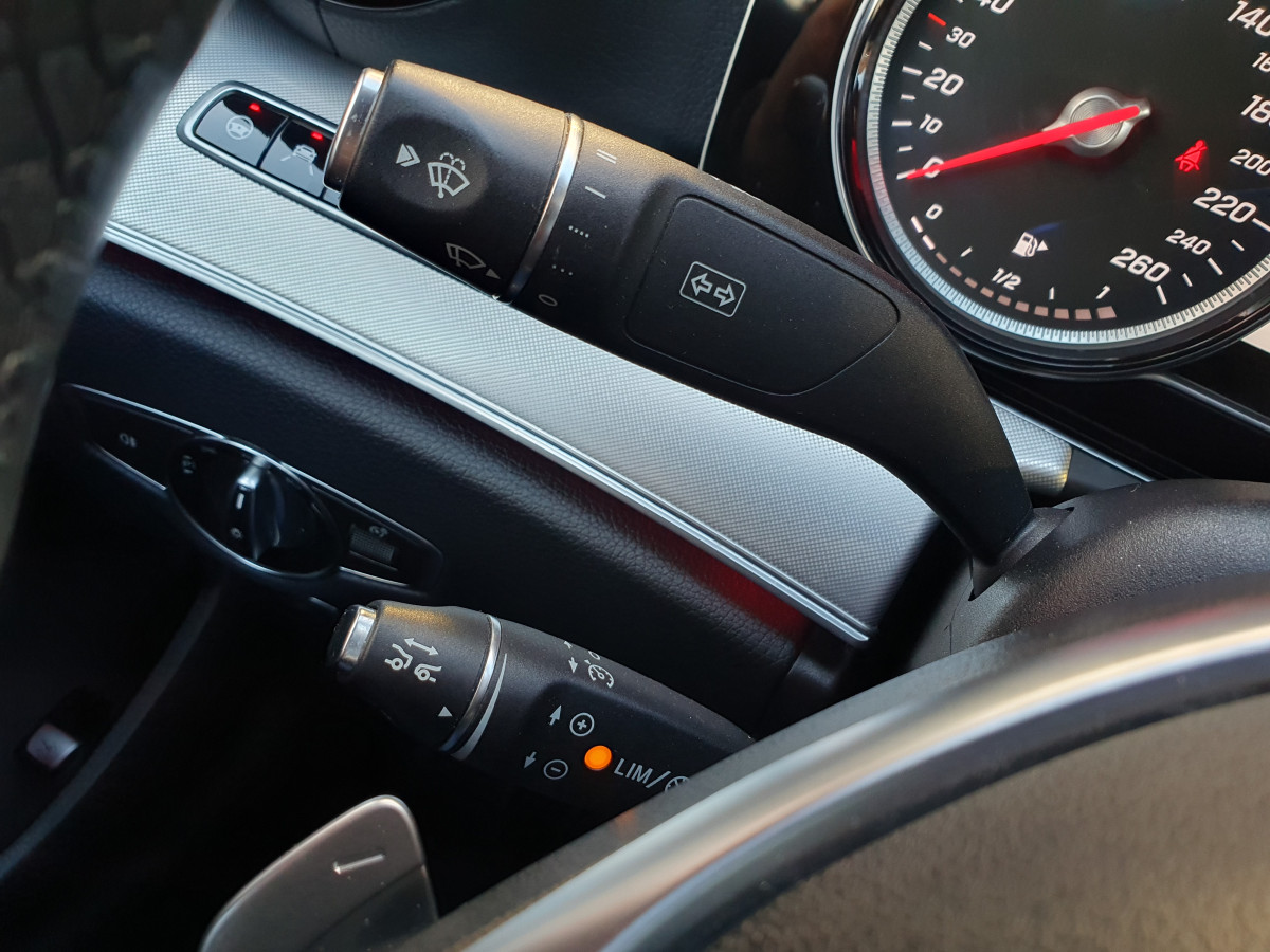 MERCEDES E 220 D COUPE AMG AUTO