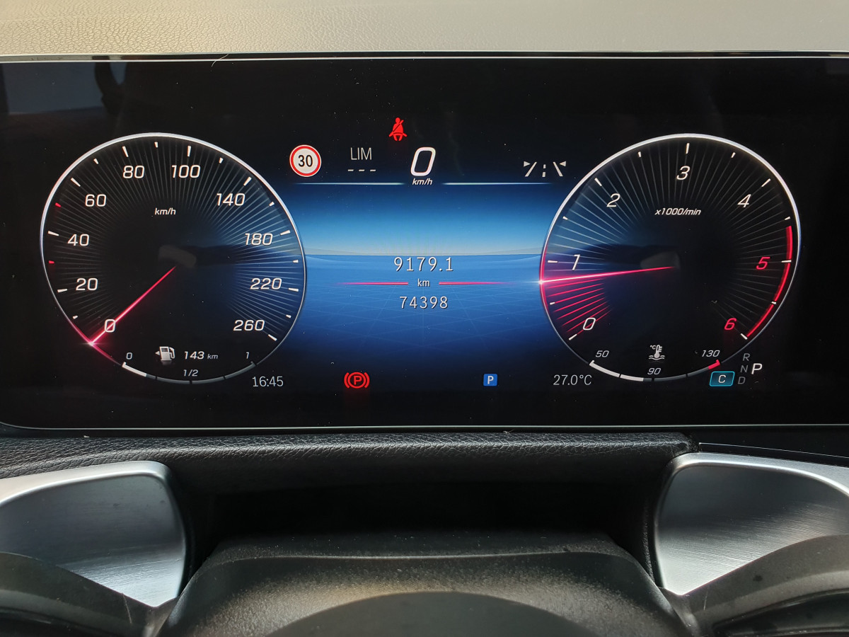 MERCEDES GLB 200 D AMG AUTO
