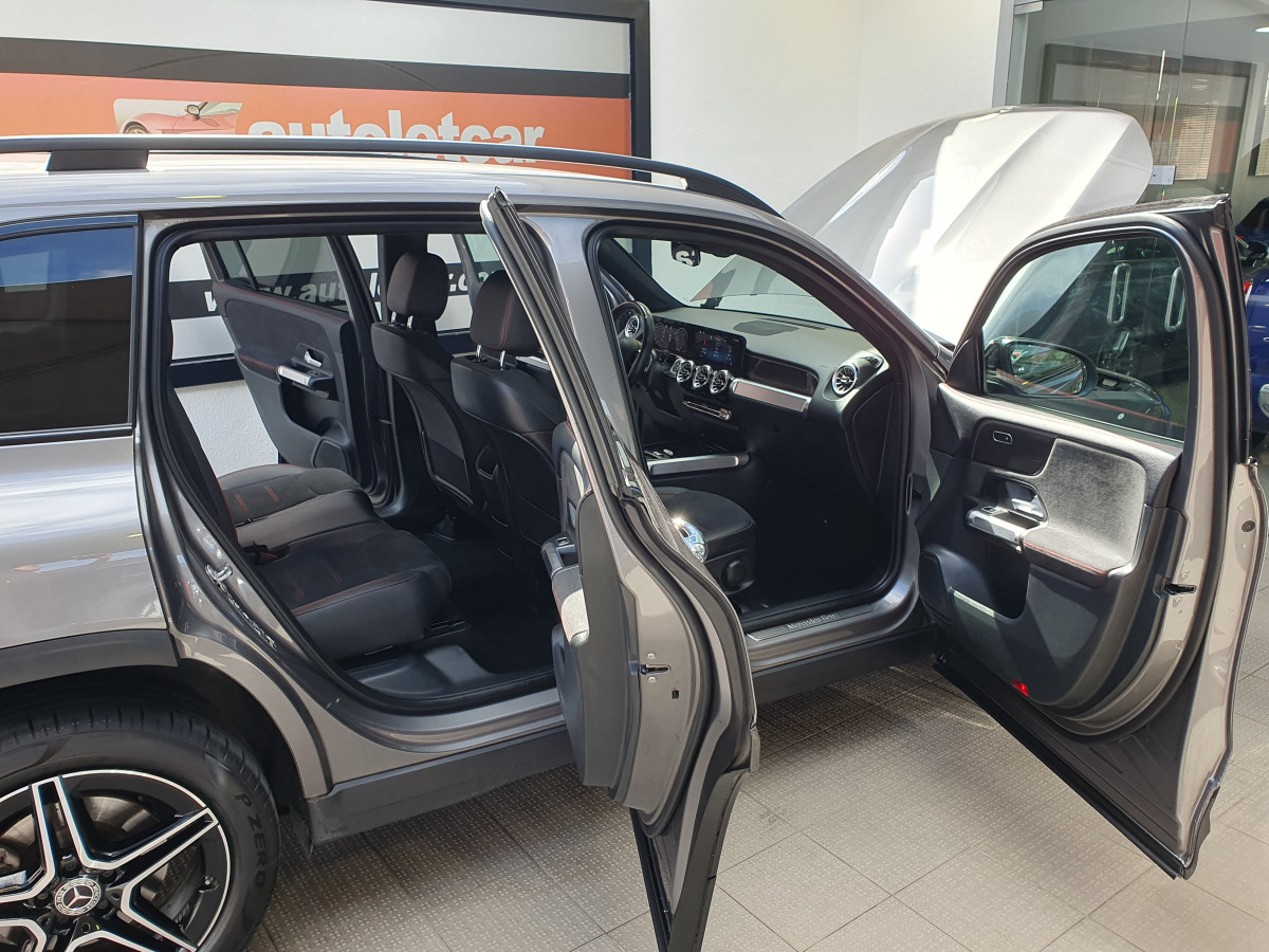 MERCEDES GLB 200 D AMG AUTO
