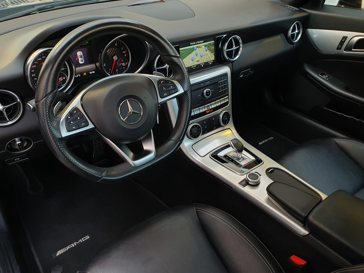 MERCEDES SLC 180 AMG AUTO