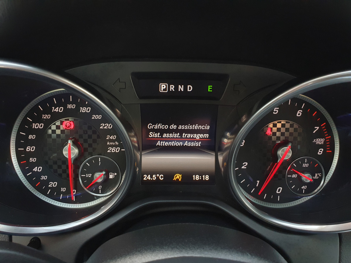 MERCEDES SLC 180 AMG AUTO