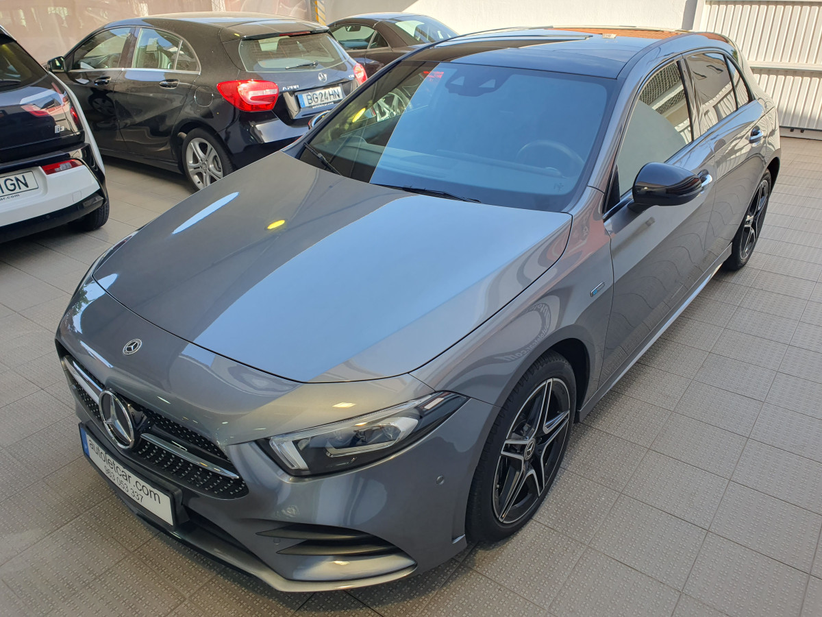 MERCEDES A 250 E AMG LINE