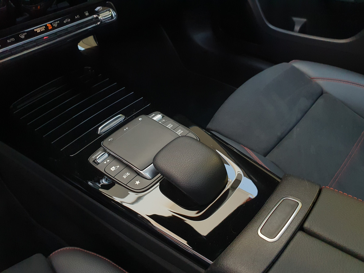 MERCEDES A 250 E AMG LINE