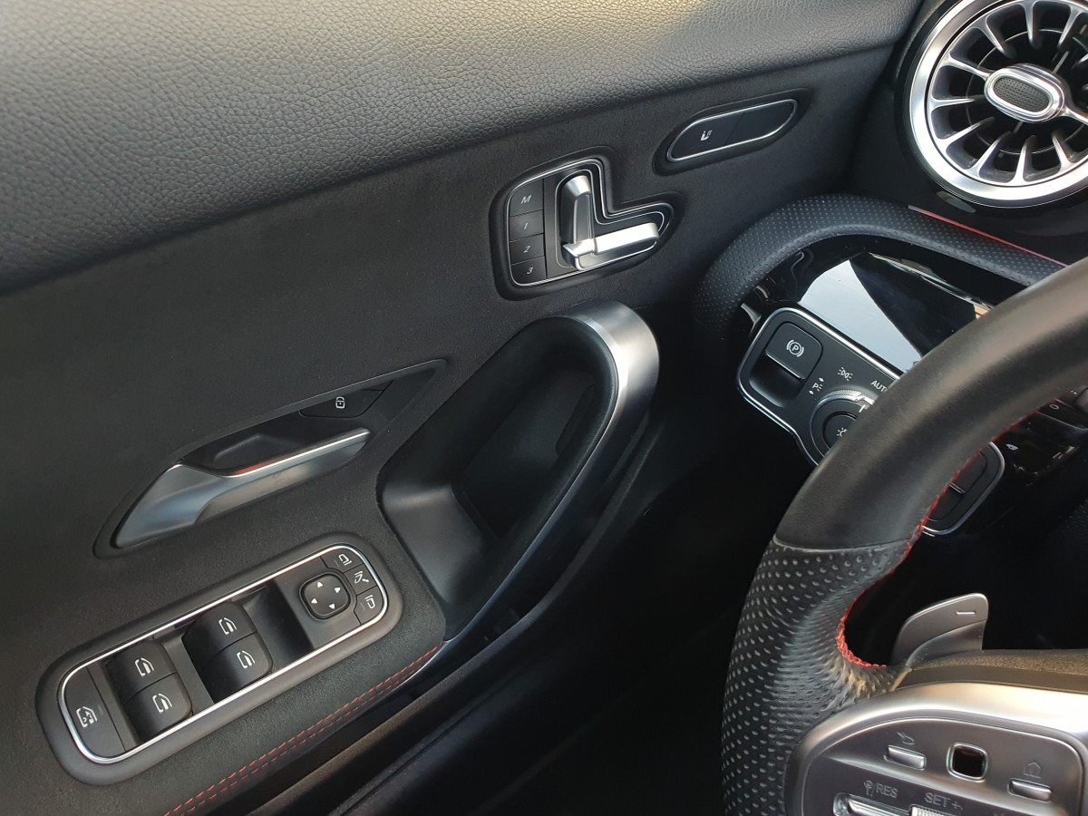 MERCEDES A 250 E AMG LINE