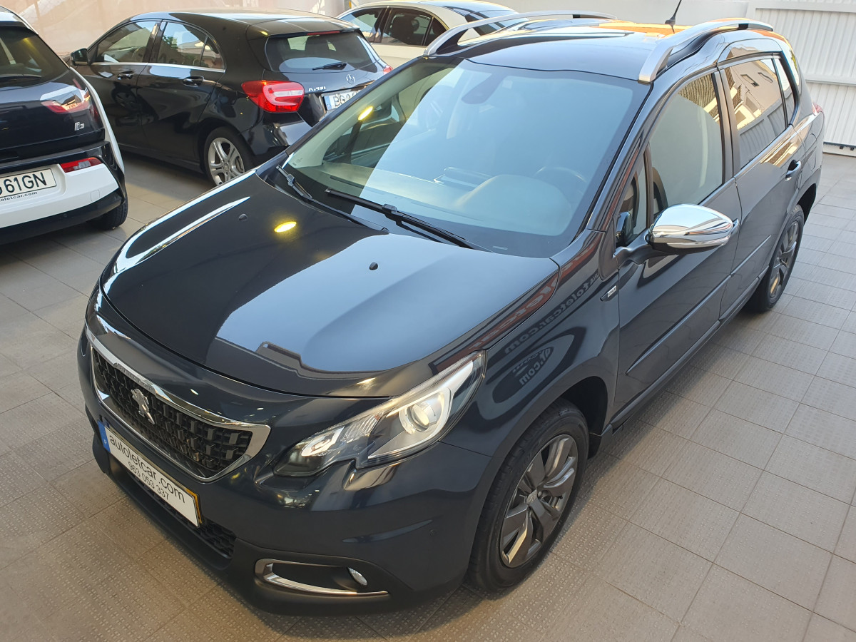 PEUGEOT 2008 1.2 PURETECH STYLE PACK