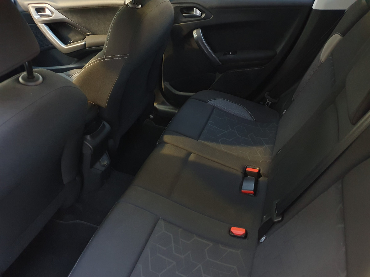 PEUGEOT 2008 1.2 PURETECH STYLE PACK